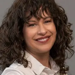 Stephanie Dull